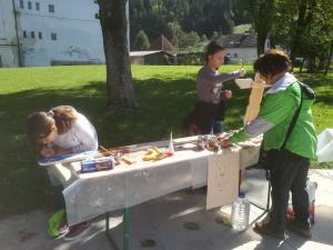 Izdelava totemov na 11. Jamnikovi koloniji 5